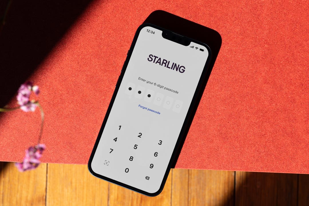 Starling app requesting secure passcode login