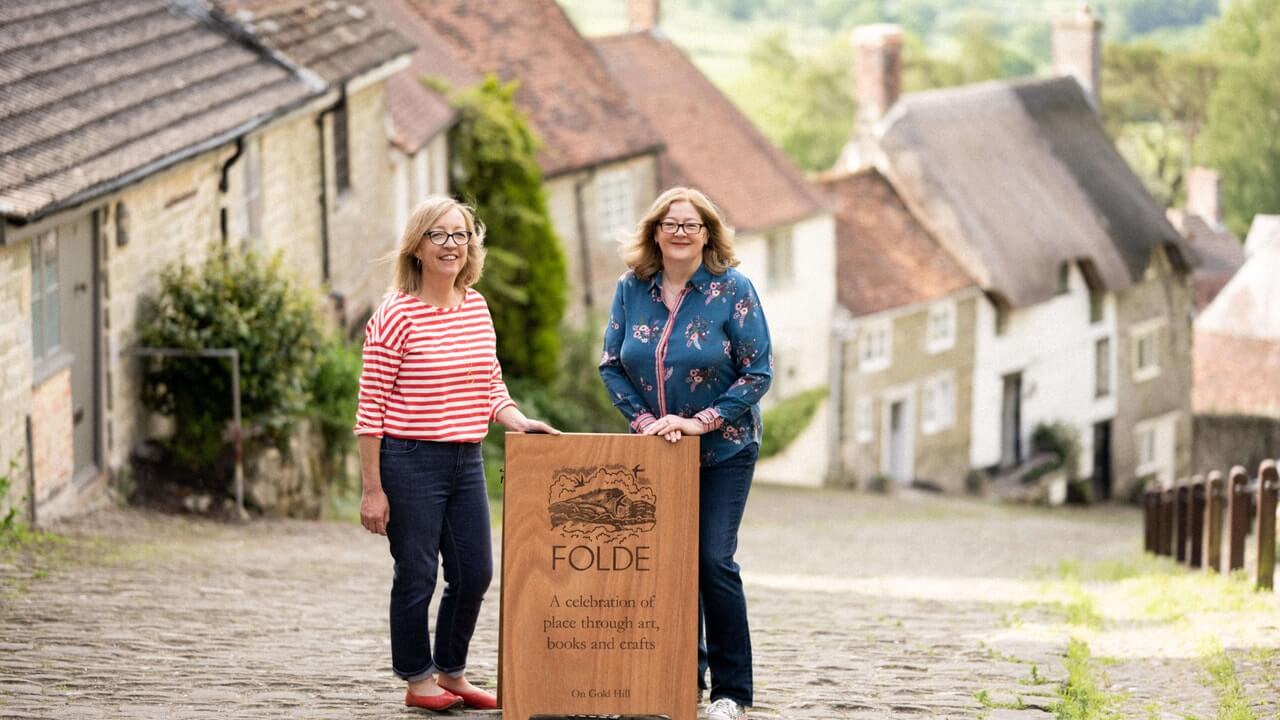 Amber and Karen FOLDE Dorset books shop owners