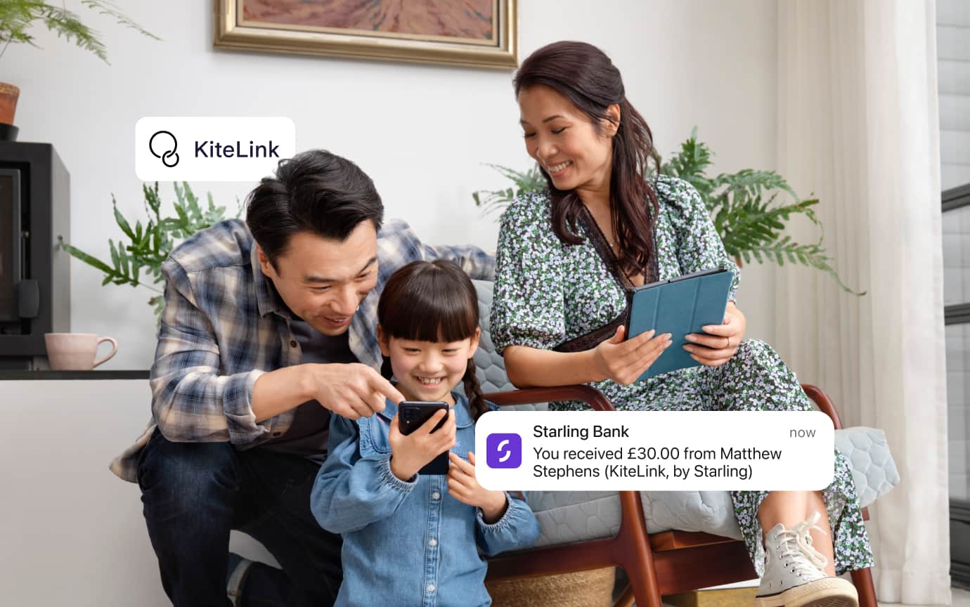 A family uses the Kite feature of the Starling app
