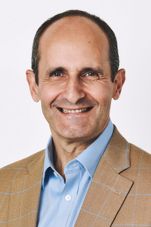 Headshot of Colin Bell